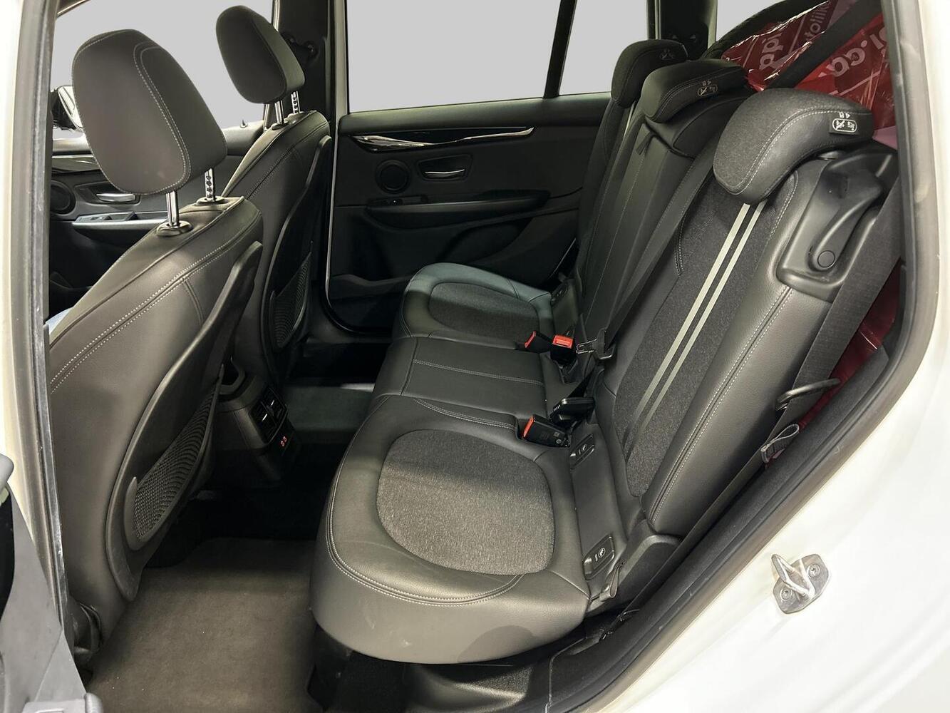 BMW 218 vaihtoauto