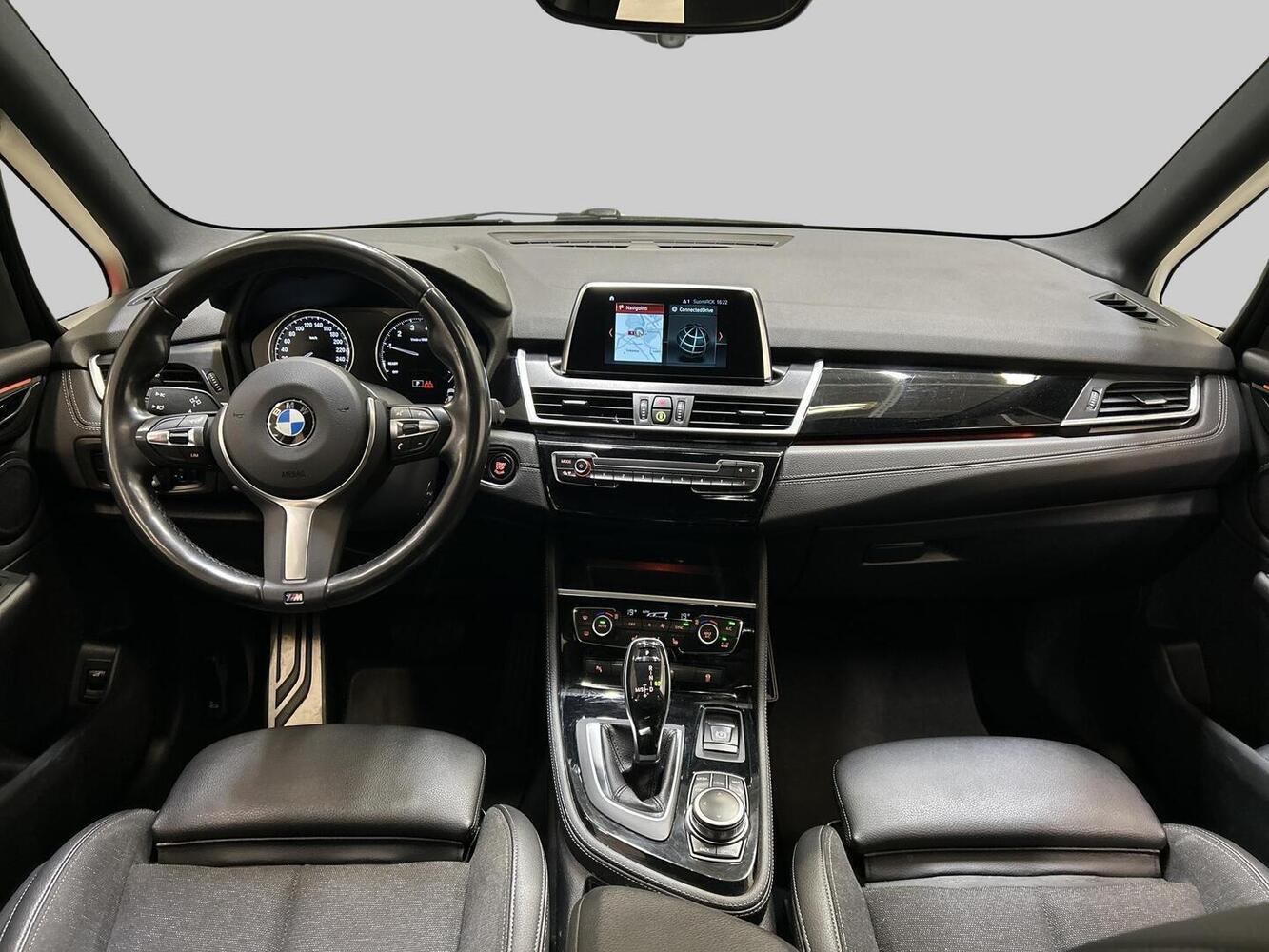 BMW 218 vaihtoauto