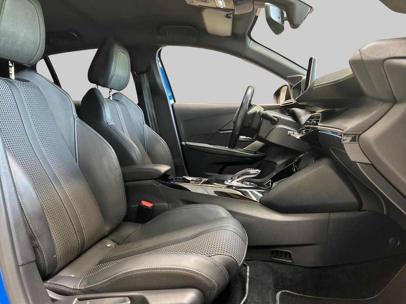 Peugeot e-208 vaihtoauto