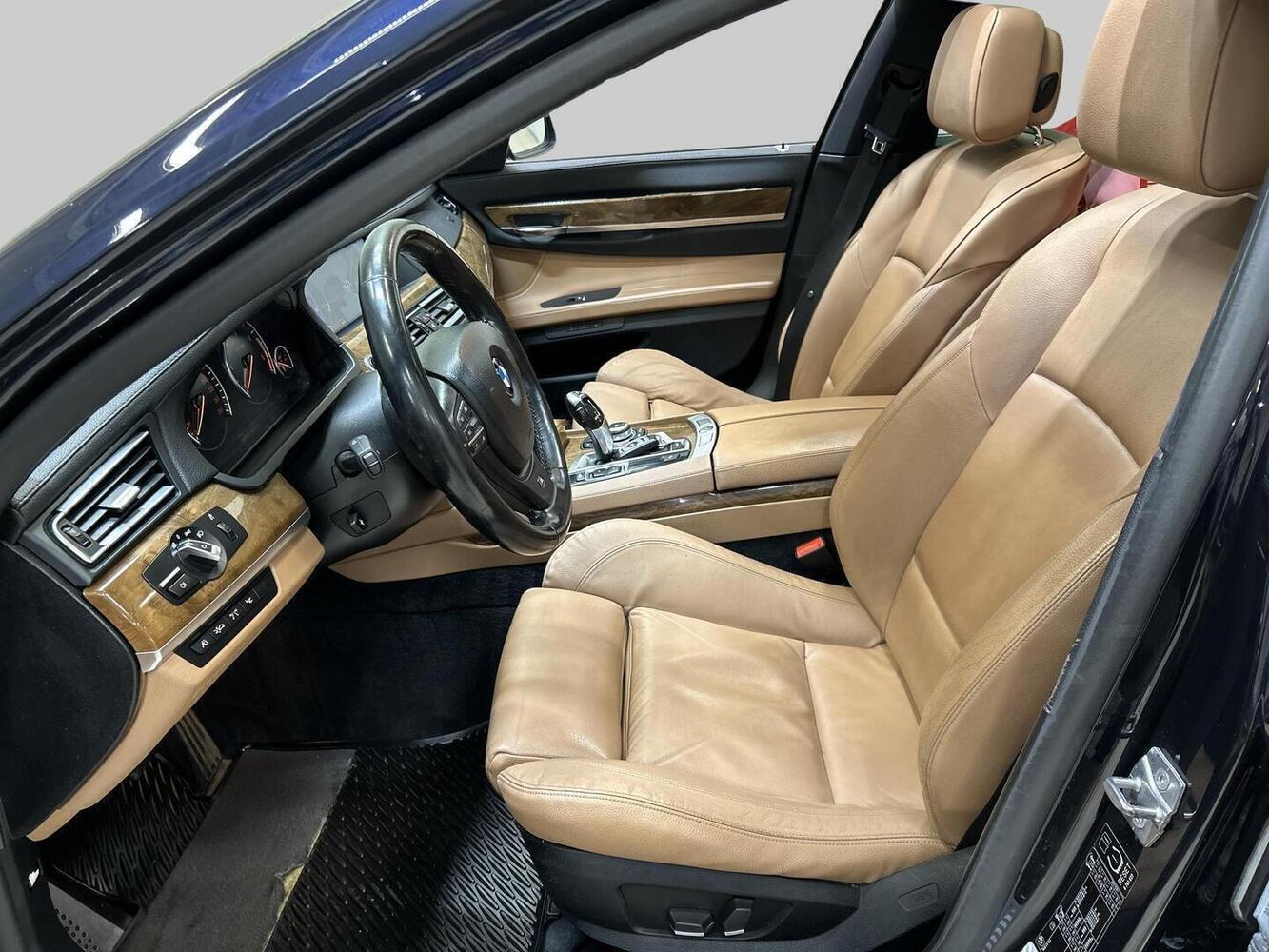BMW 730 vaihtoauto