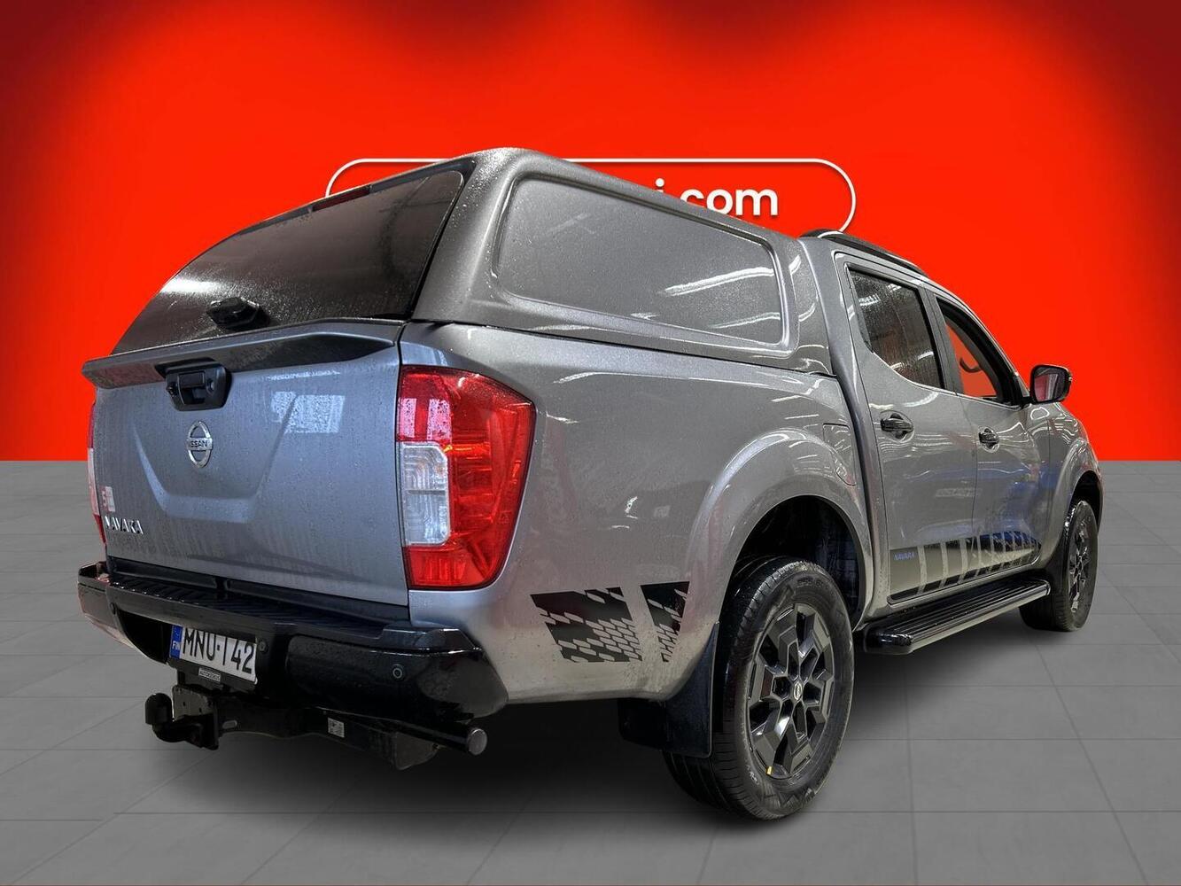 Nissan Navara vaihtoauto