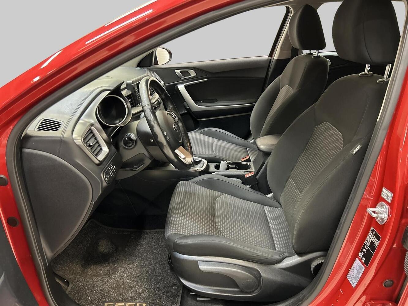 Kia Ceed vaihtoauto