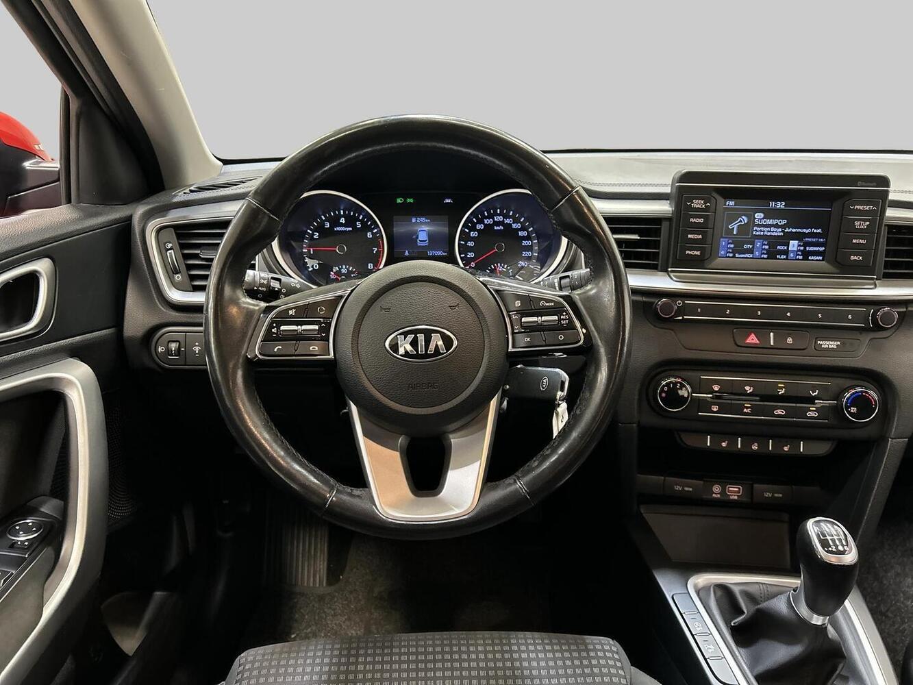 Kia Ceed vaihtoauto