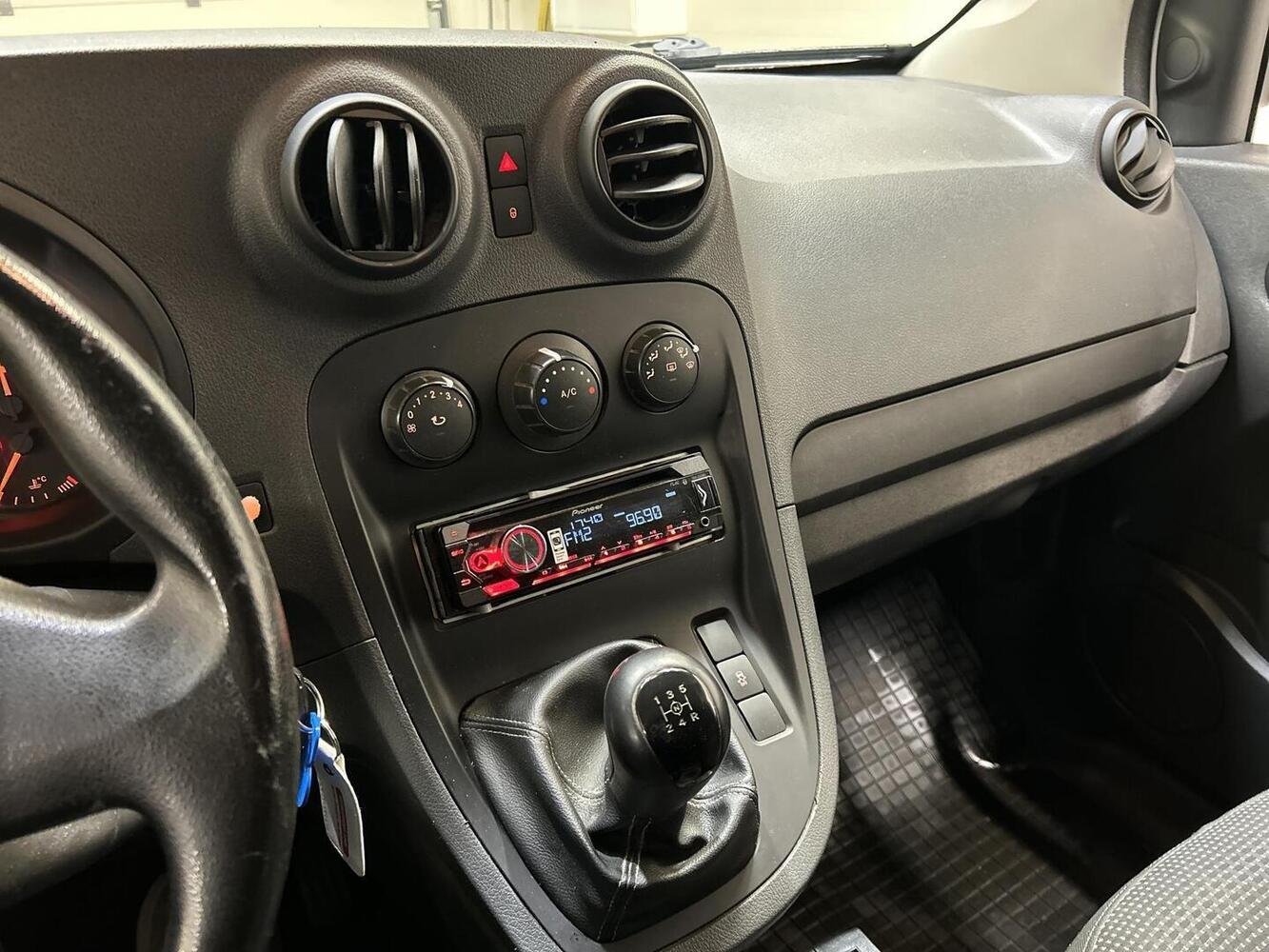Mercedes-Benz Citan vaihtoauto