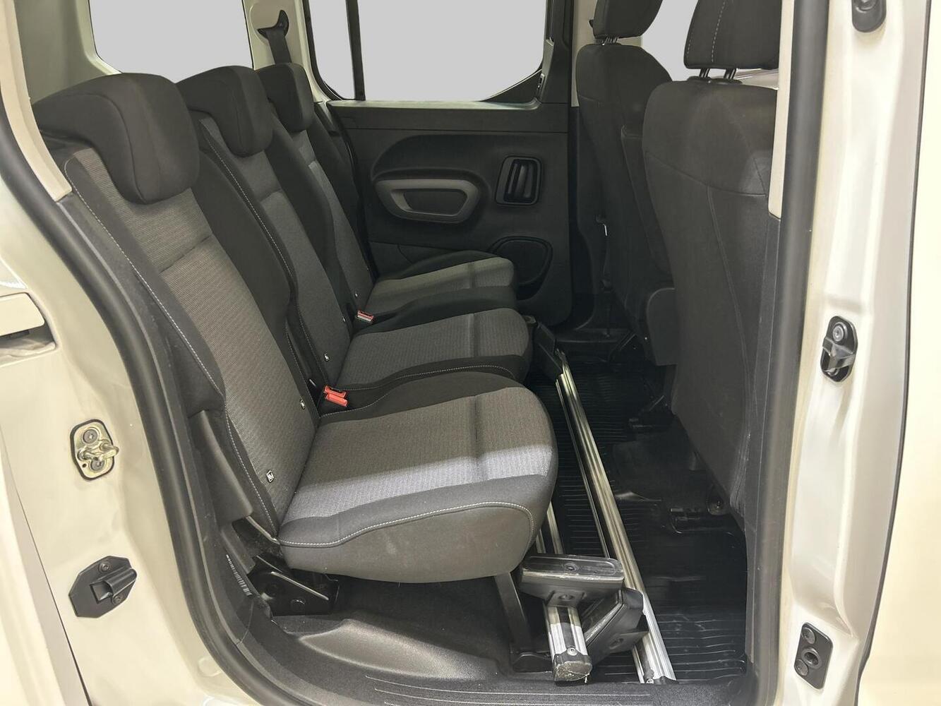 Toyota Proace CITY Verso vaihtoauto