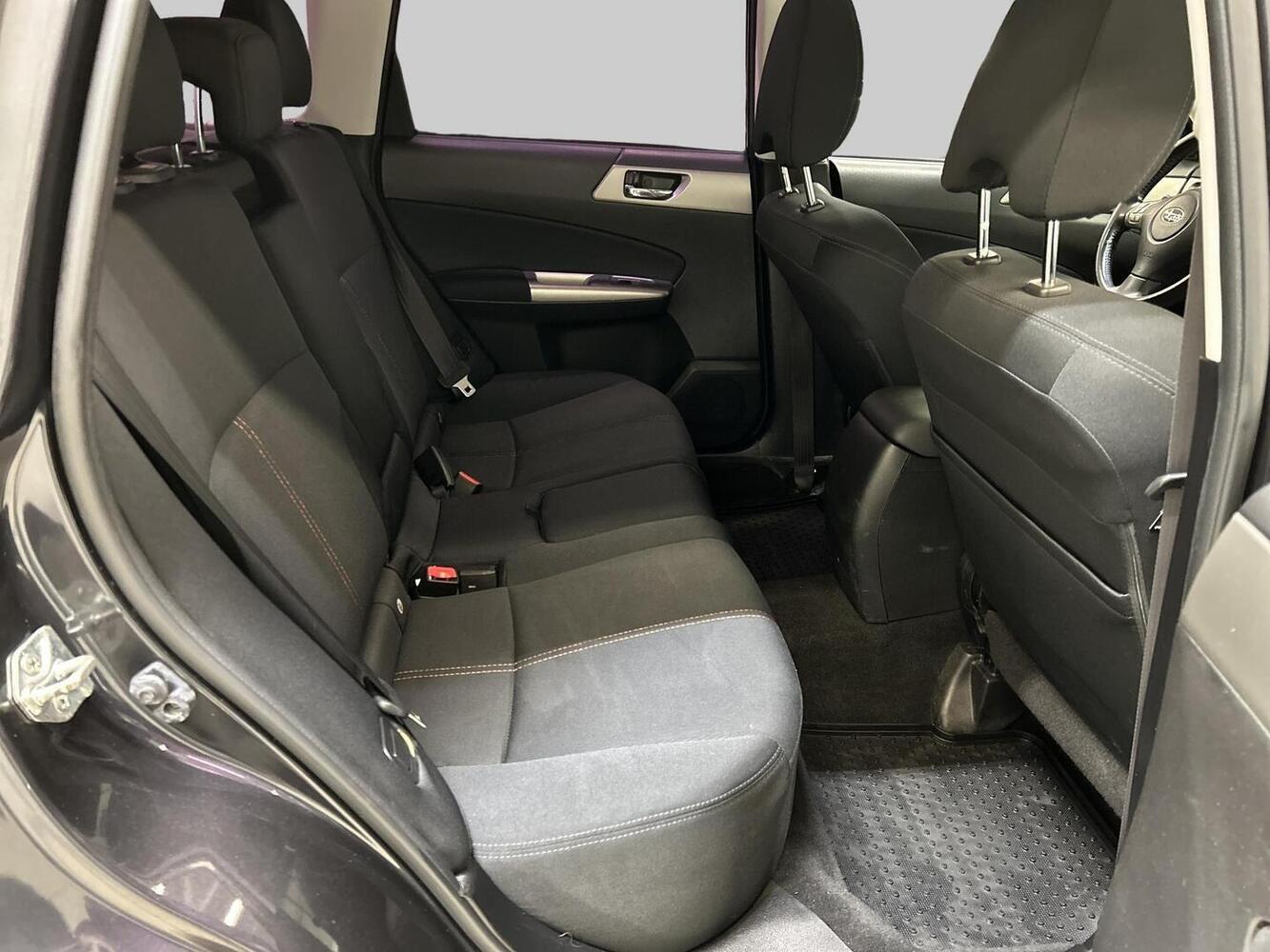 Subaru Forester vaihtoauto