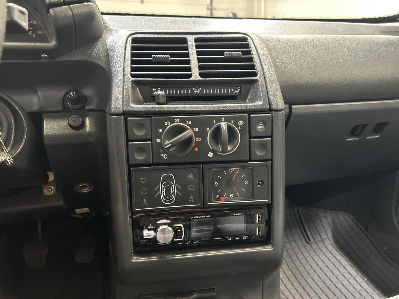 Lada 111 vaihtoauto