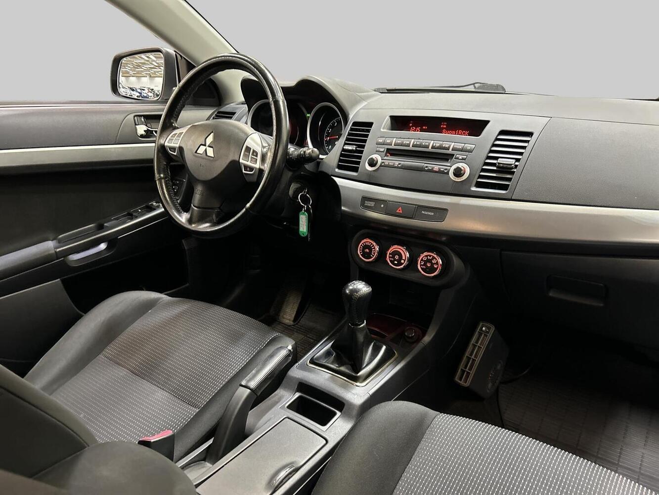 Mitsubishi Lancer vaihtoauto