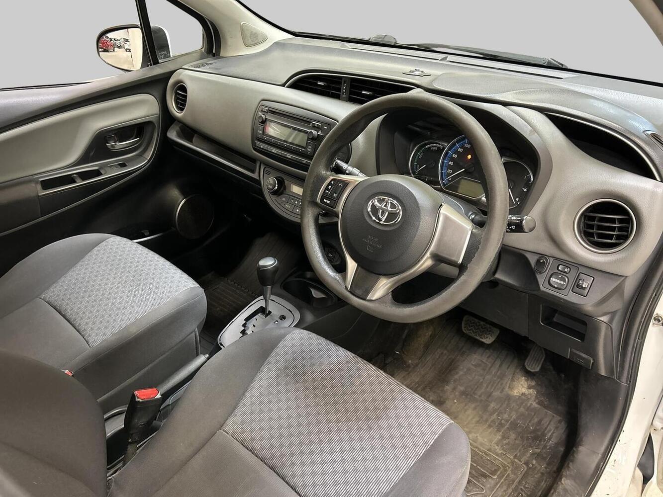 Toyota Yaris vaihtoauto