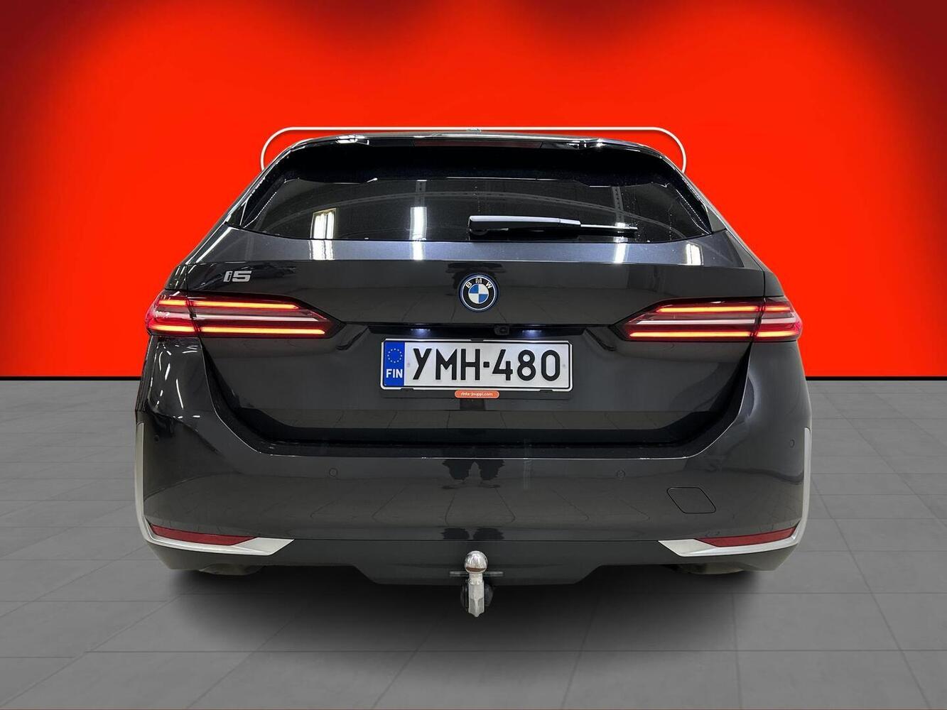 BMW i5 vaihtoauto
