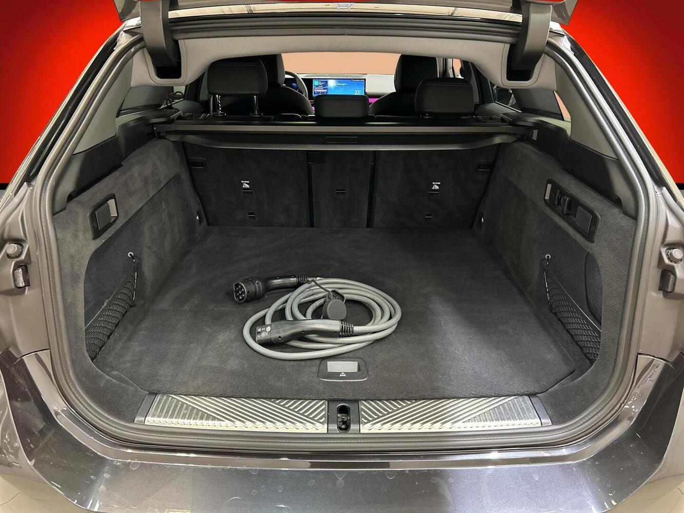 BMW i5 vaihtoauto