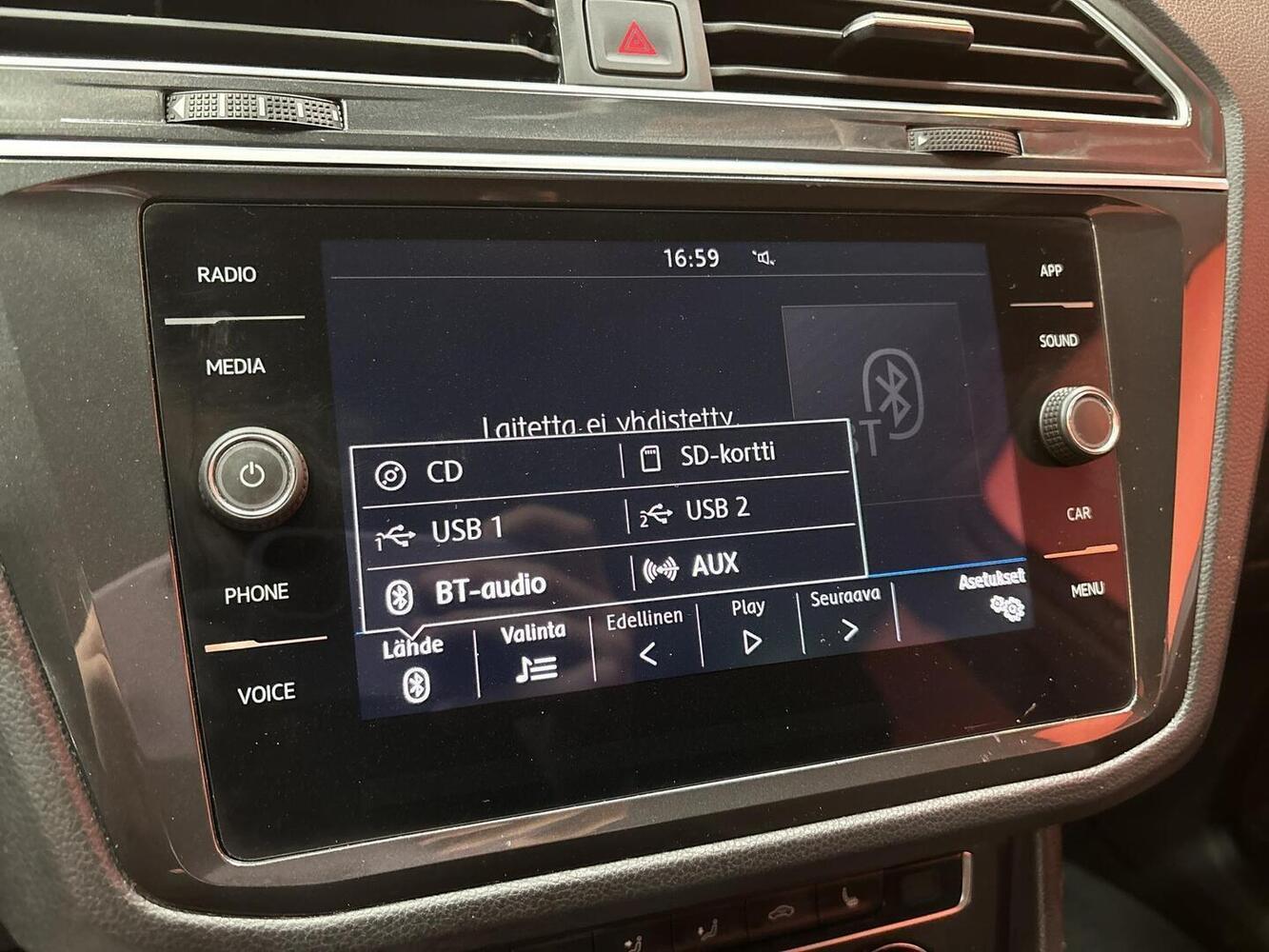 Volkswagen Tiguan vaihtoauto