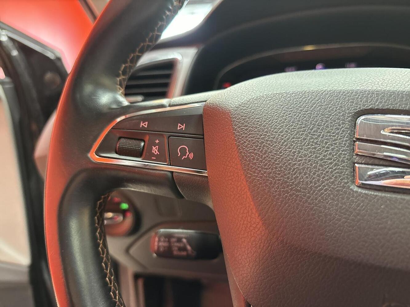 SEAT Leon X-Perience vaihtoauto