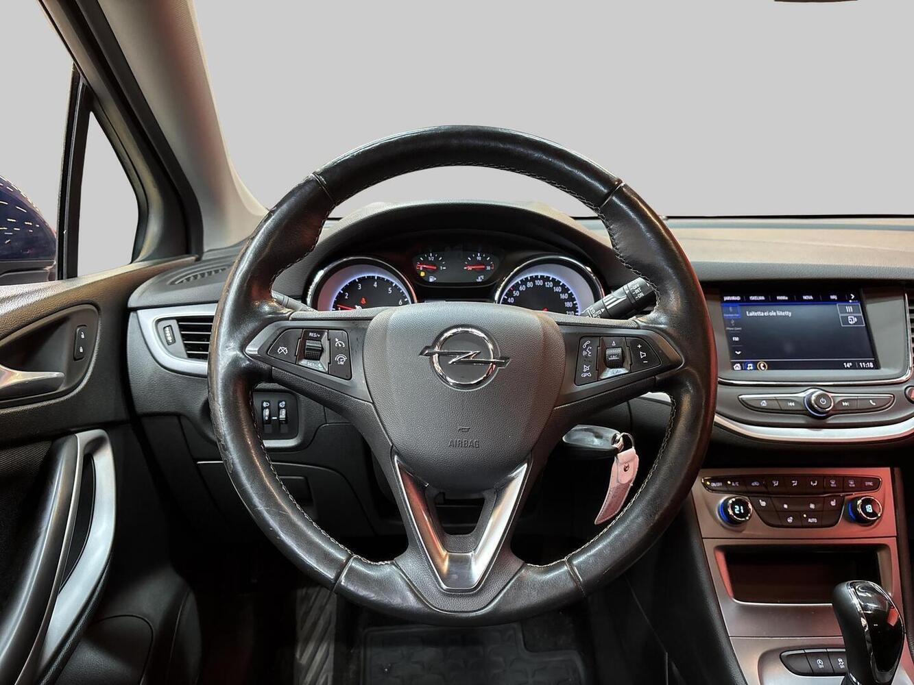 Opel Astra vaihtoauto