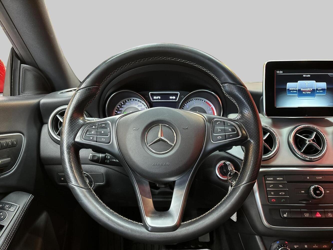Mercedes-Benz CLA-sarja vaihtoauto