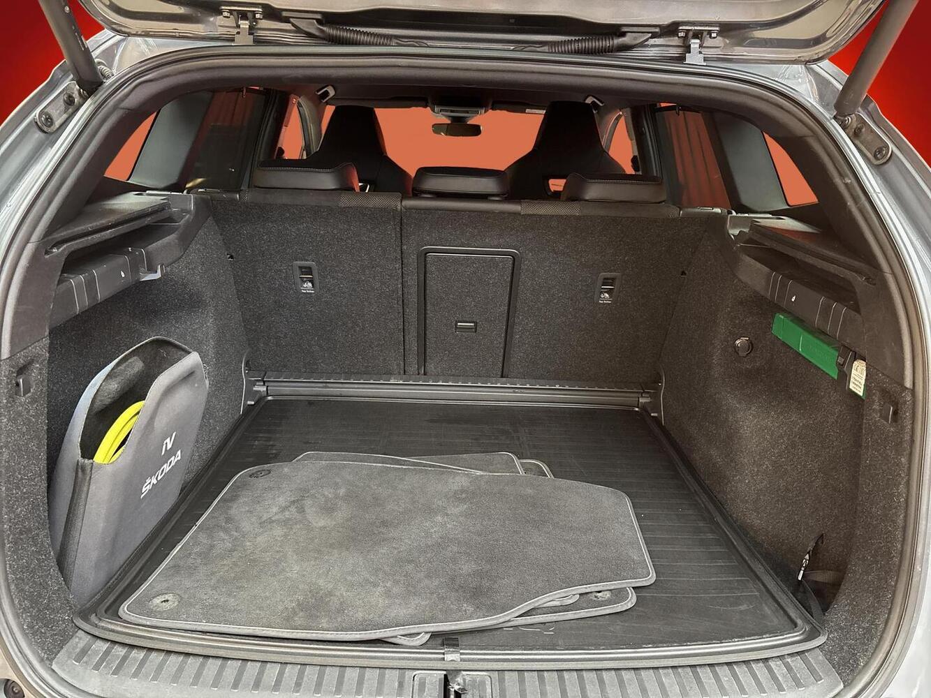 Skoda Enyaq vaihtoauto