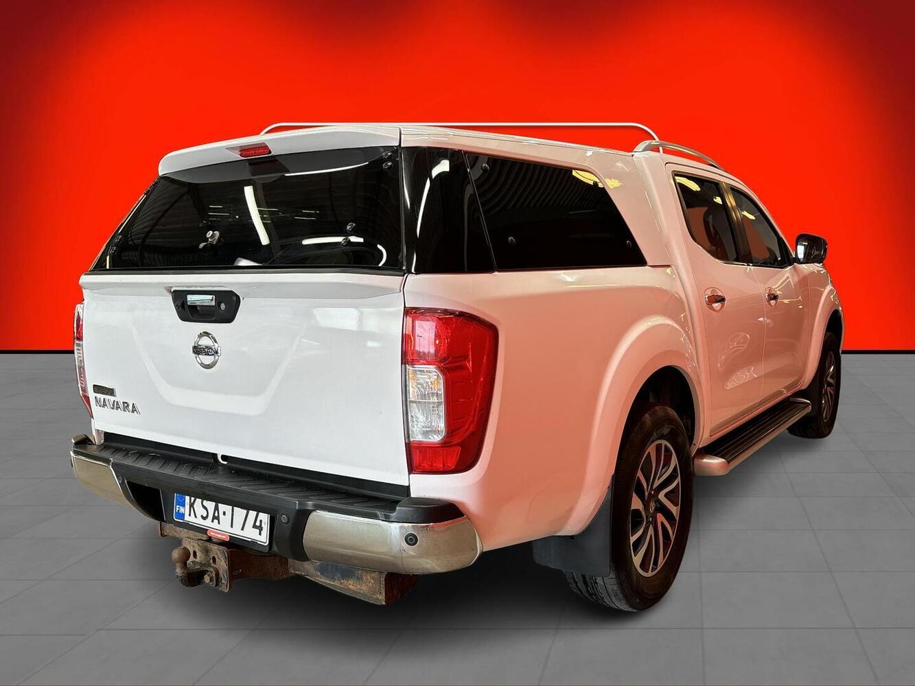 Nissan Navara vaihtoauto