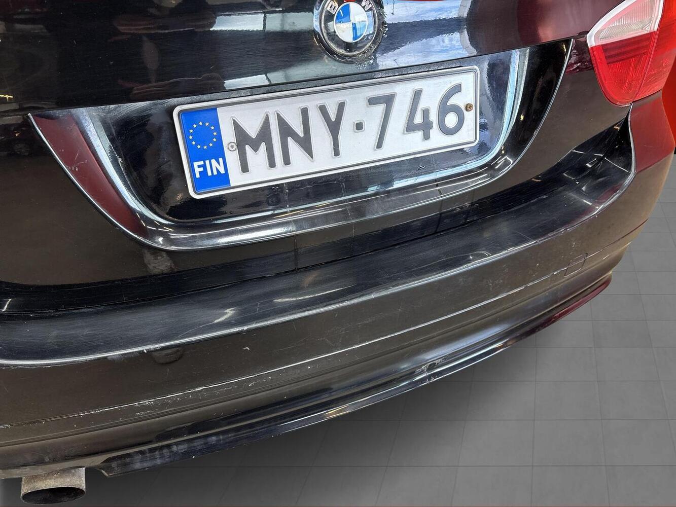 BMW 320 vaihtoauto