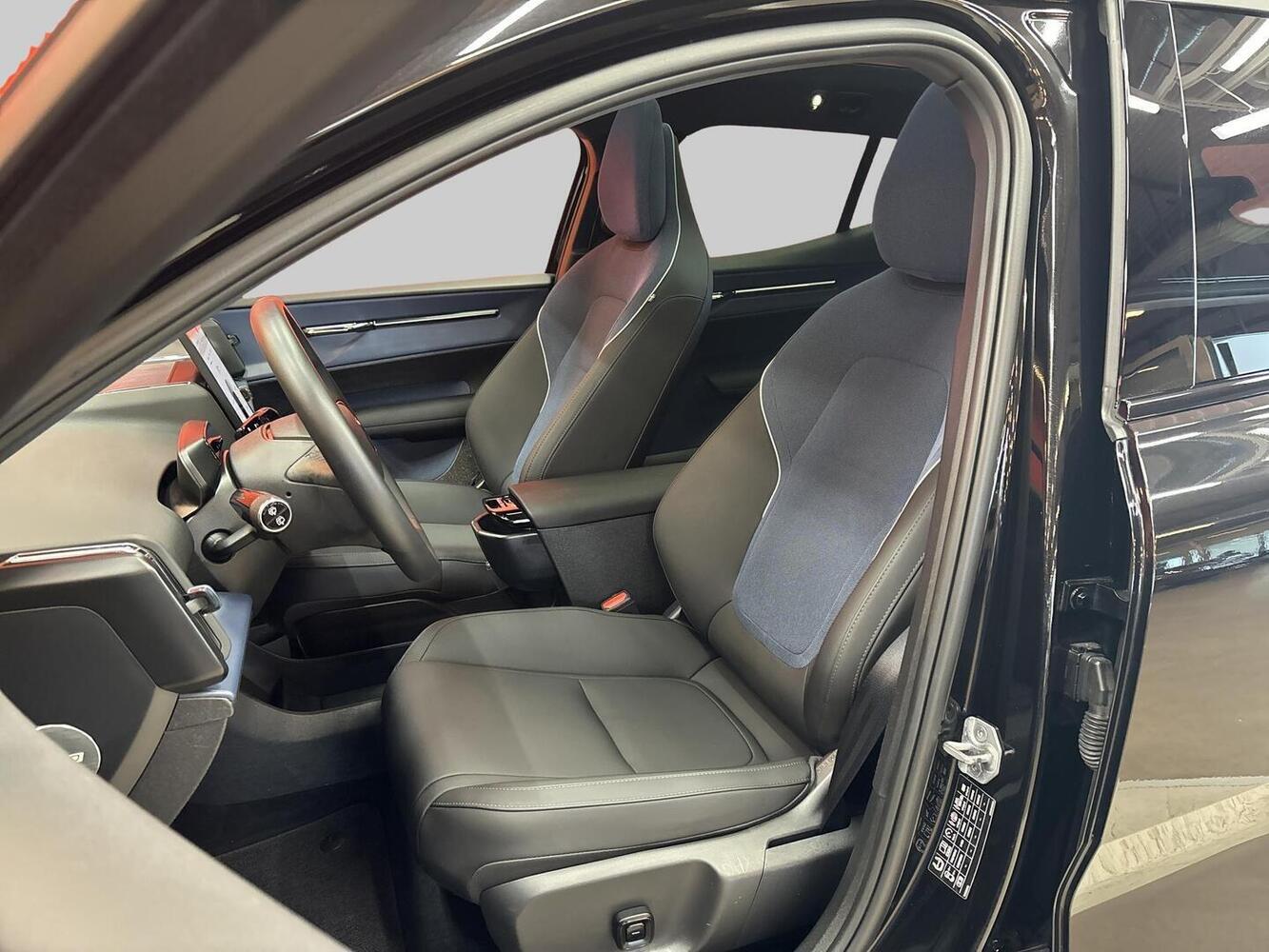 Volvo EX30 vaihtoauto
