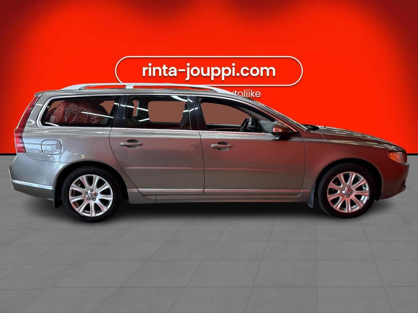 Volvo V70 vaihtoauto