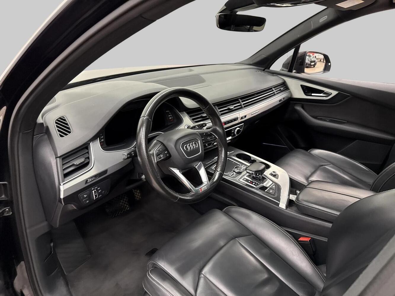 Audi Q7 vaihtoauto