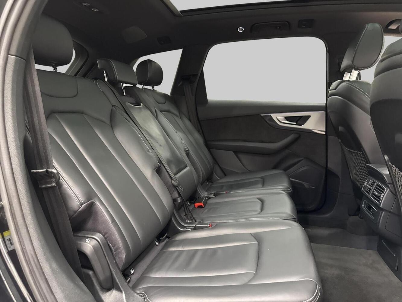 Audi Q7 vaihtoauto