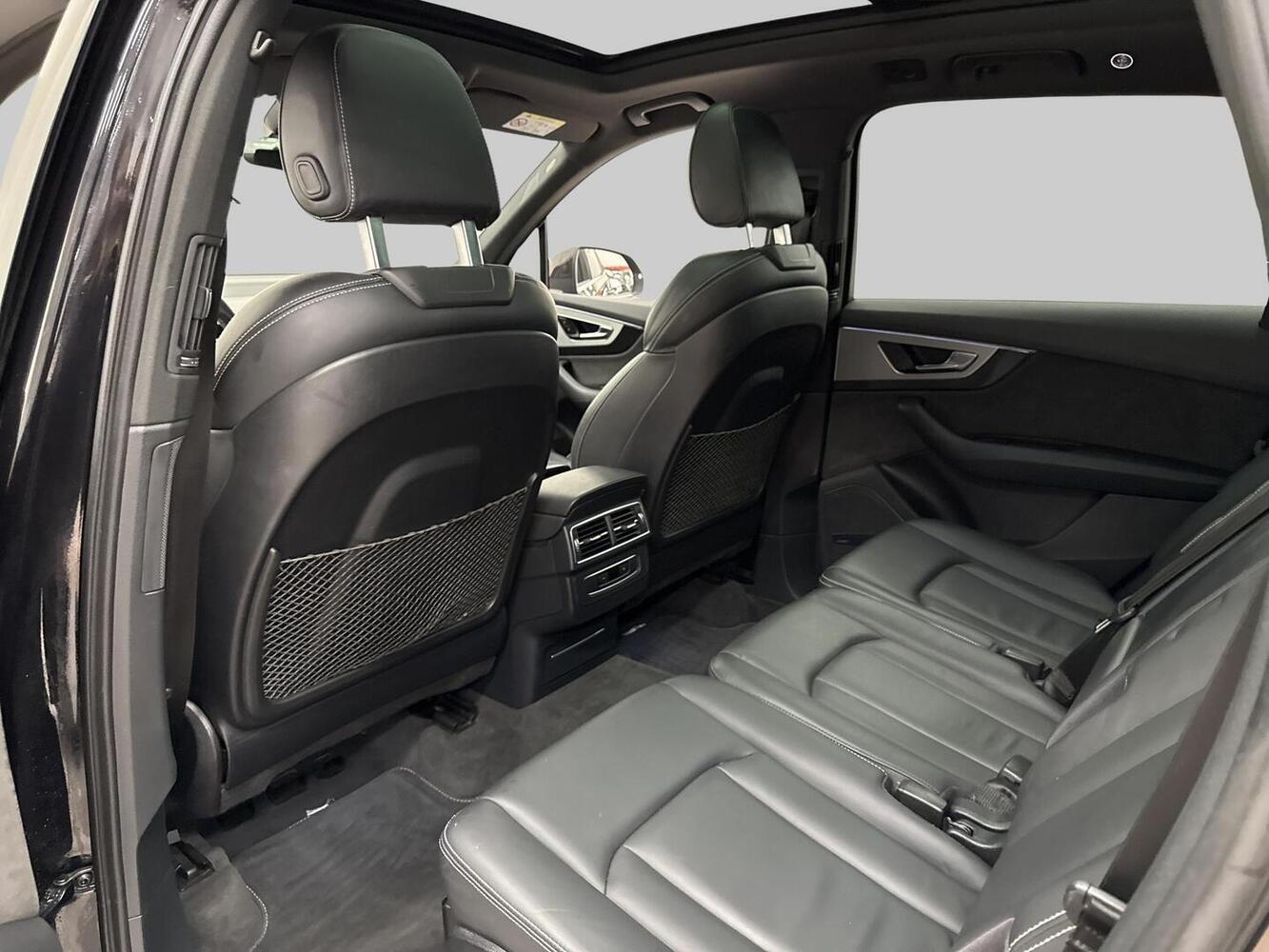 Audi Q7 vaihtoauto