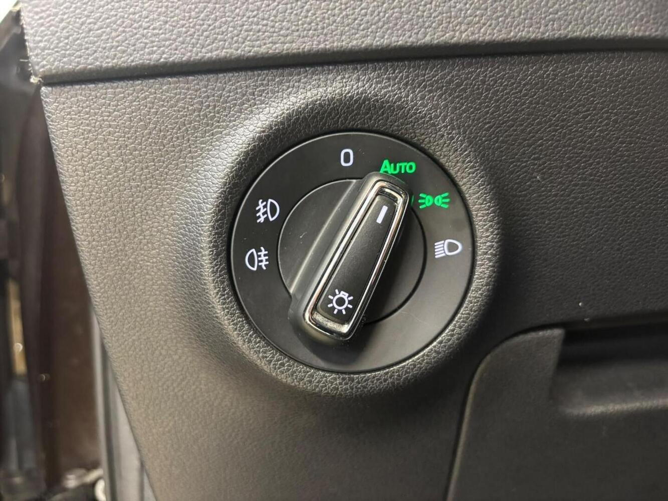 Skoda Karoq vaihtoauto