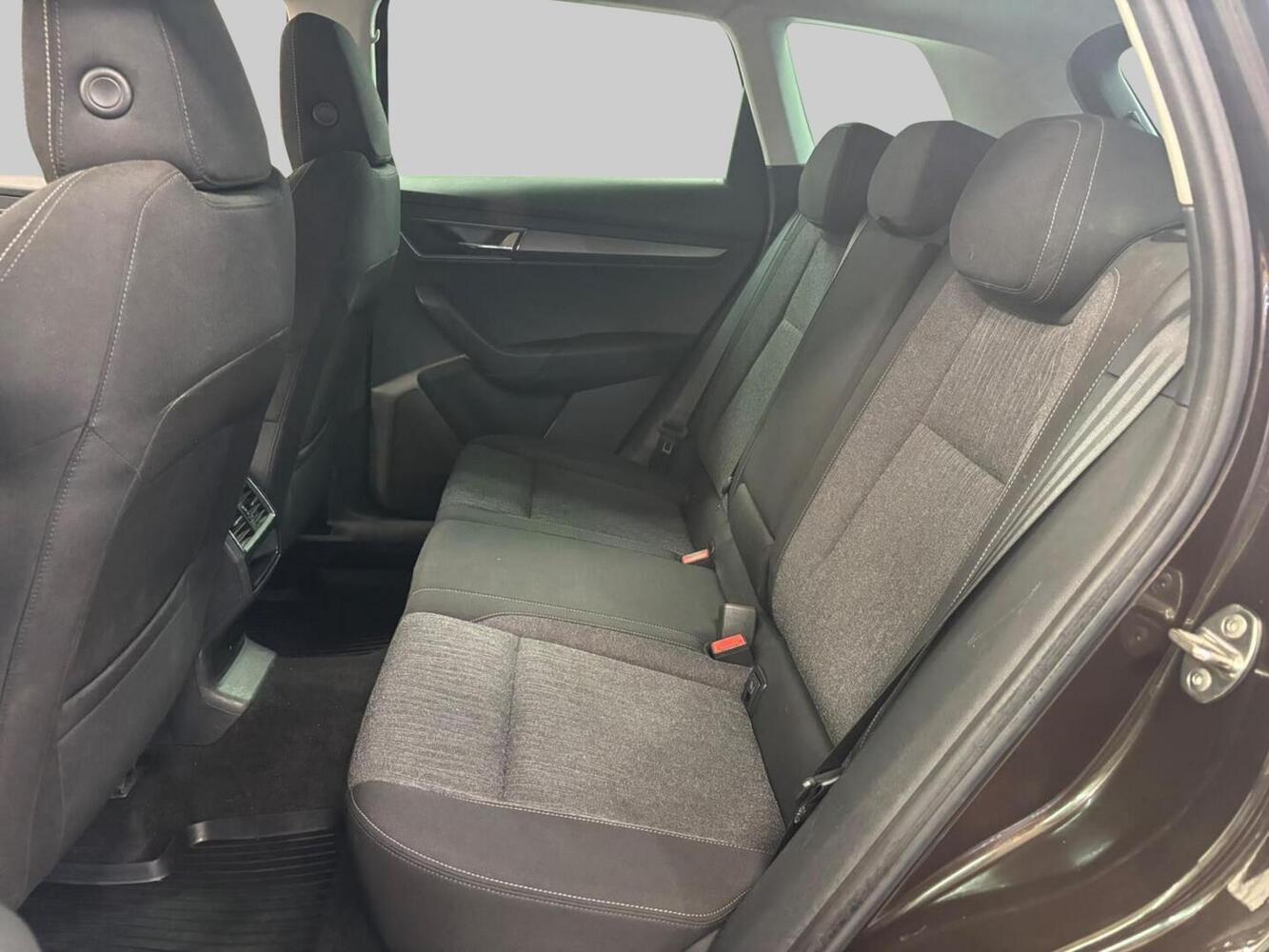 Skoda Karoq vaihtoauto