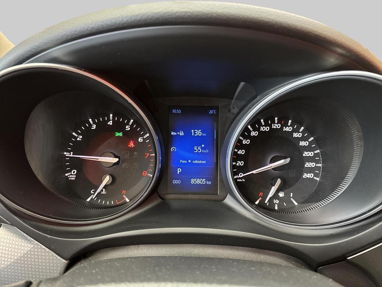 Toyota Avensis vaihtoauto