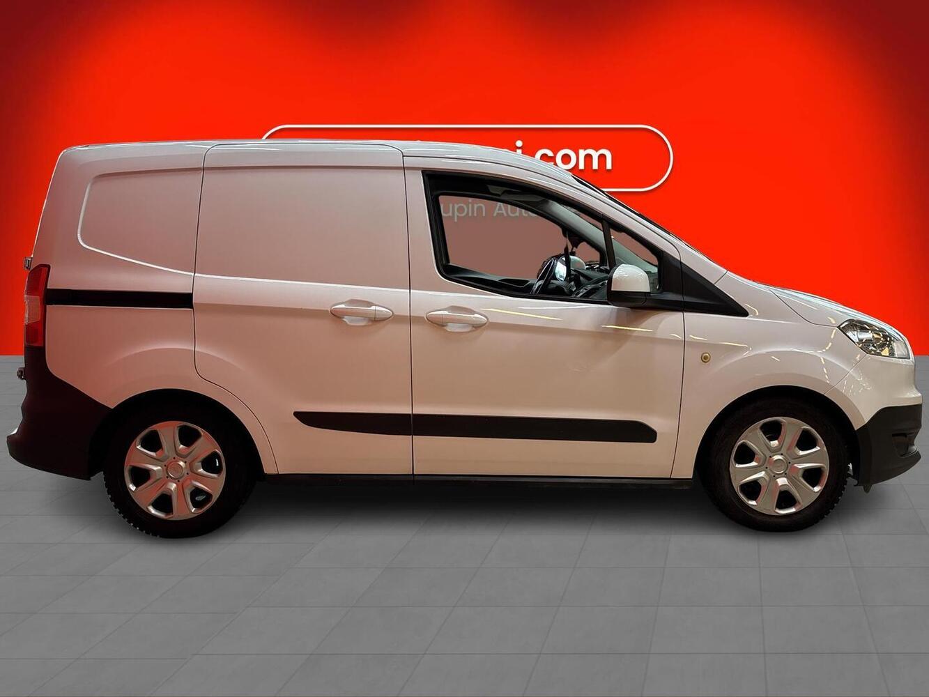 Ford Transit Courier vaihtoauto