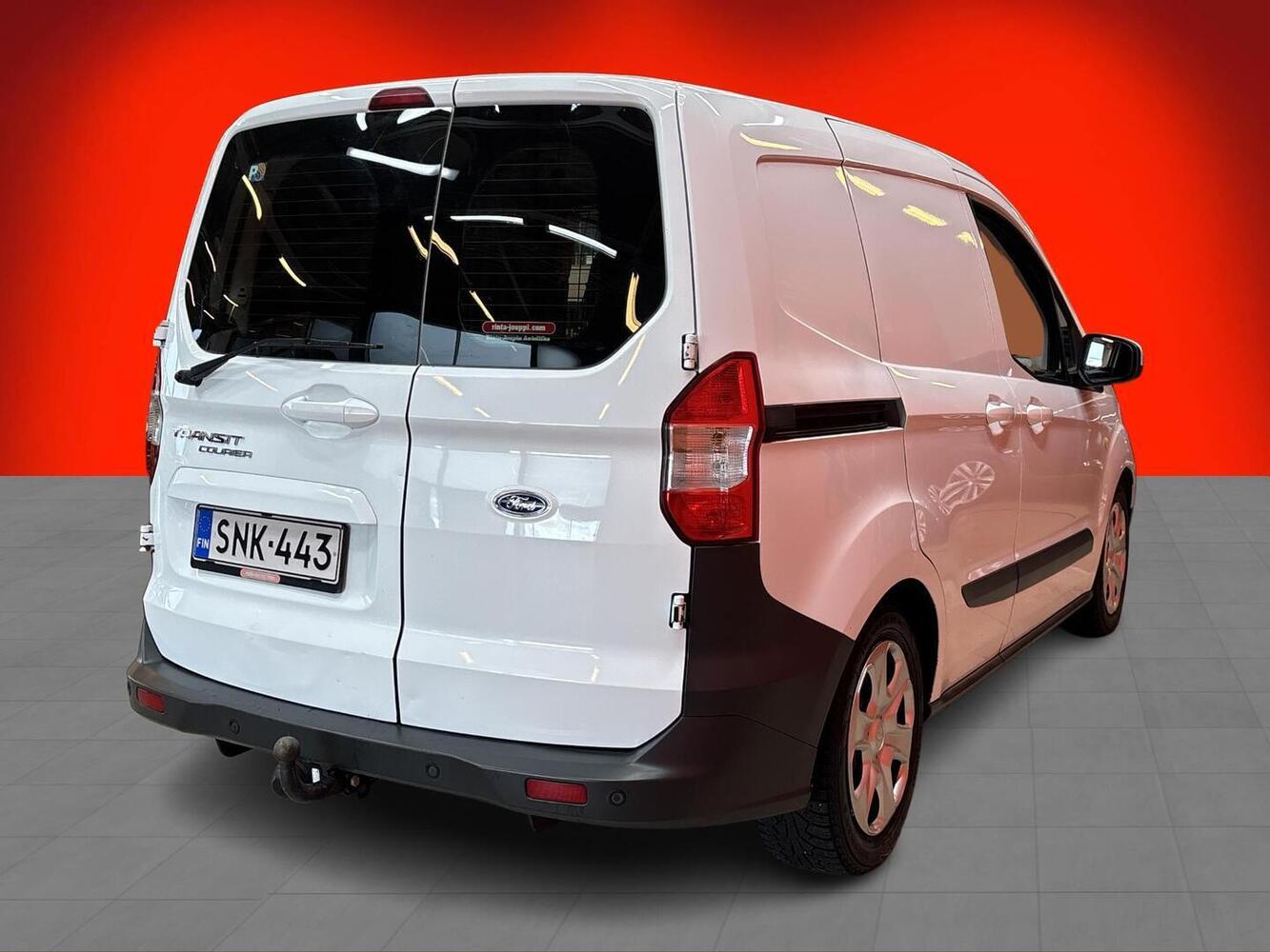 Ford Transit Courier vaihtoauto