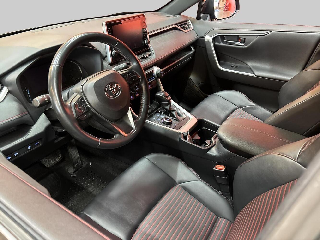 Toyota RAV4 vaihtoauto