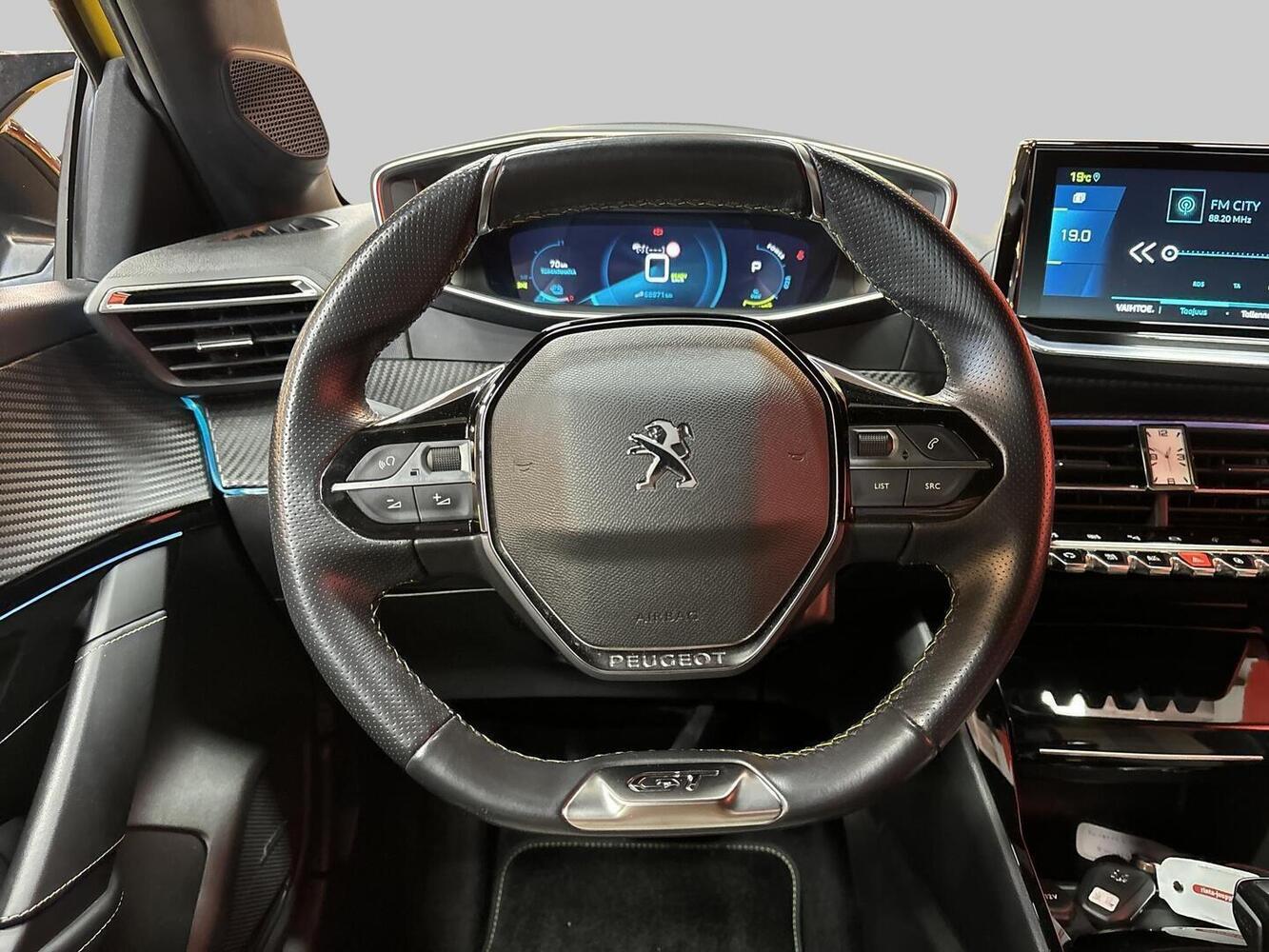 Peugeot e-208 vaihtoauto