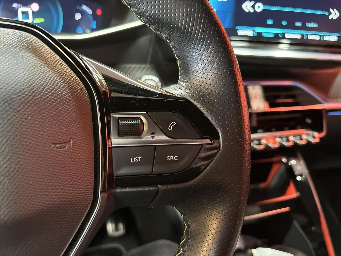 Peugeot e-208 vaihtoauto