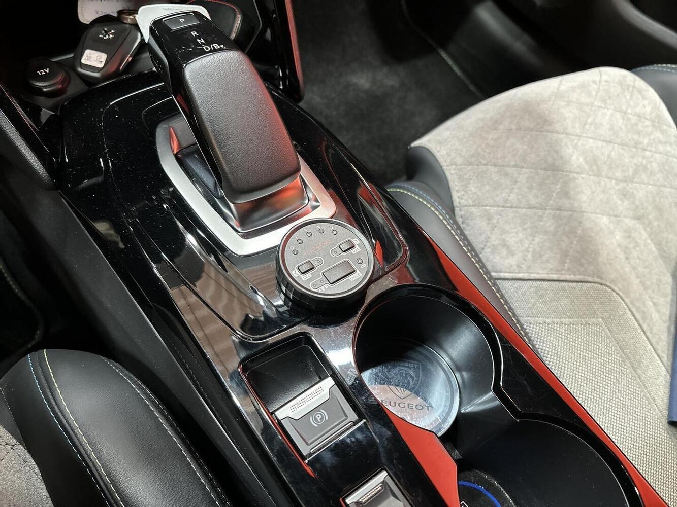 Peugeot e-208 vaihtoauto