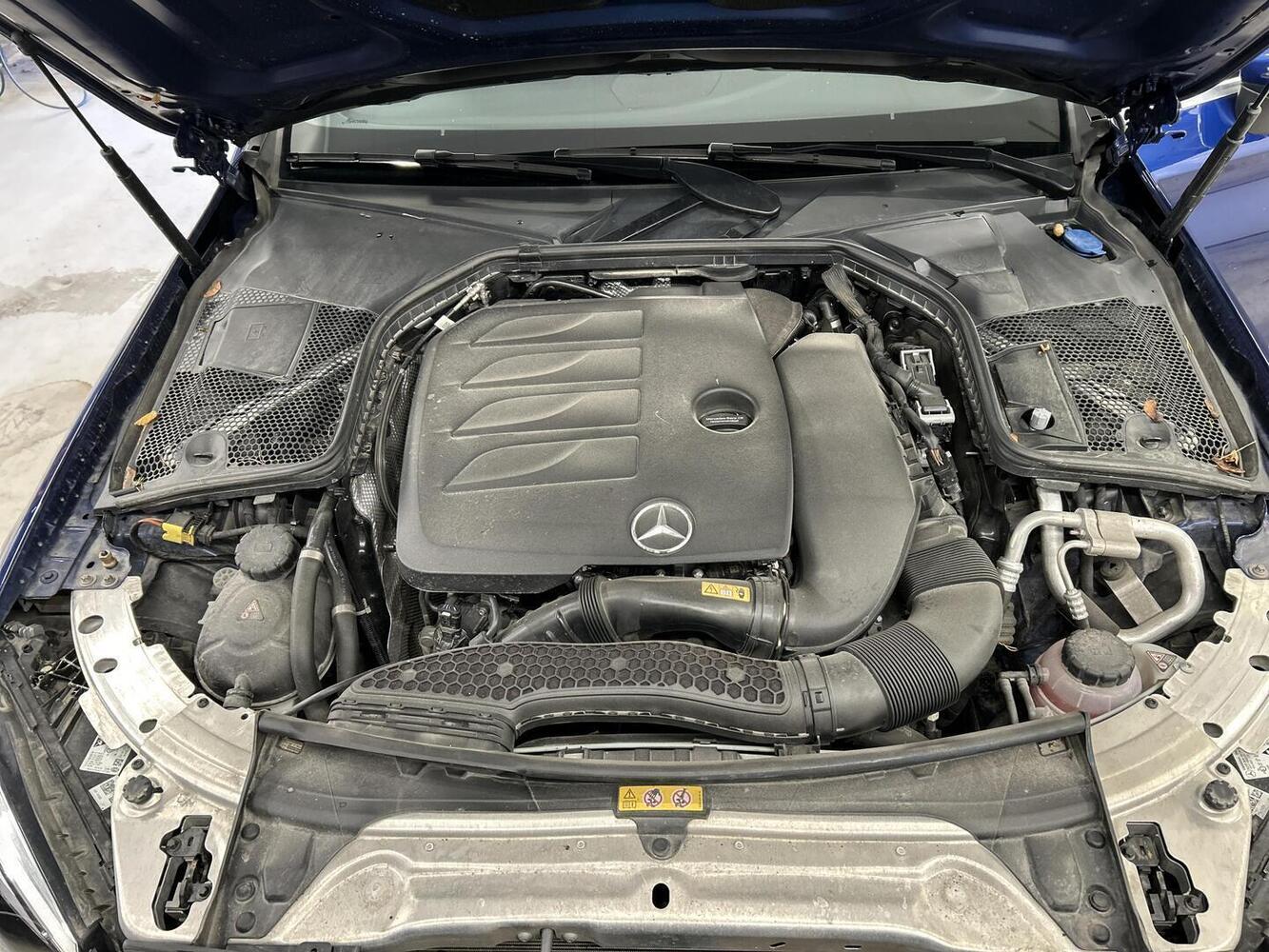 Mercedes-Benz C vaihtoauto