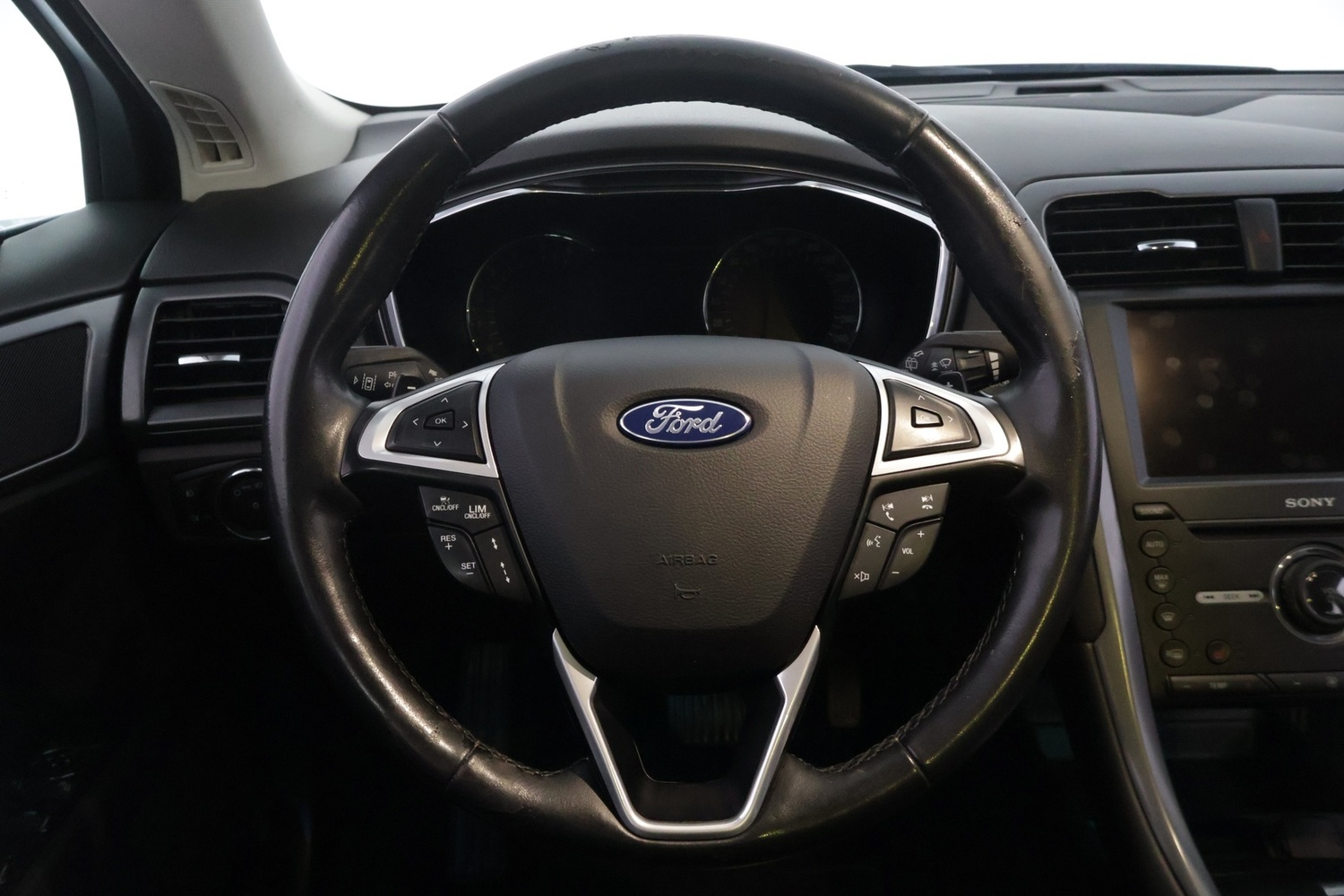 Ford Mondeo vaihtoauto