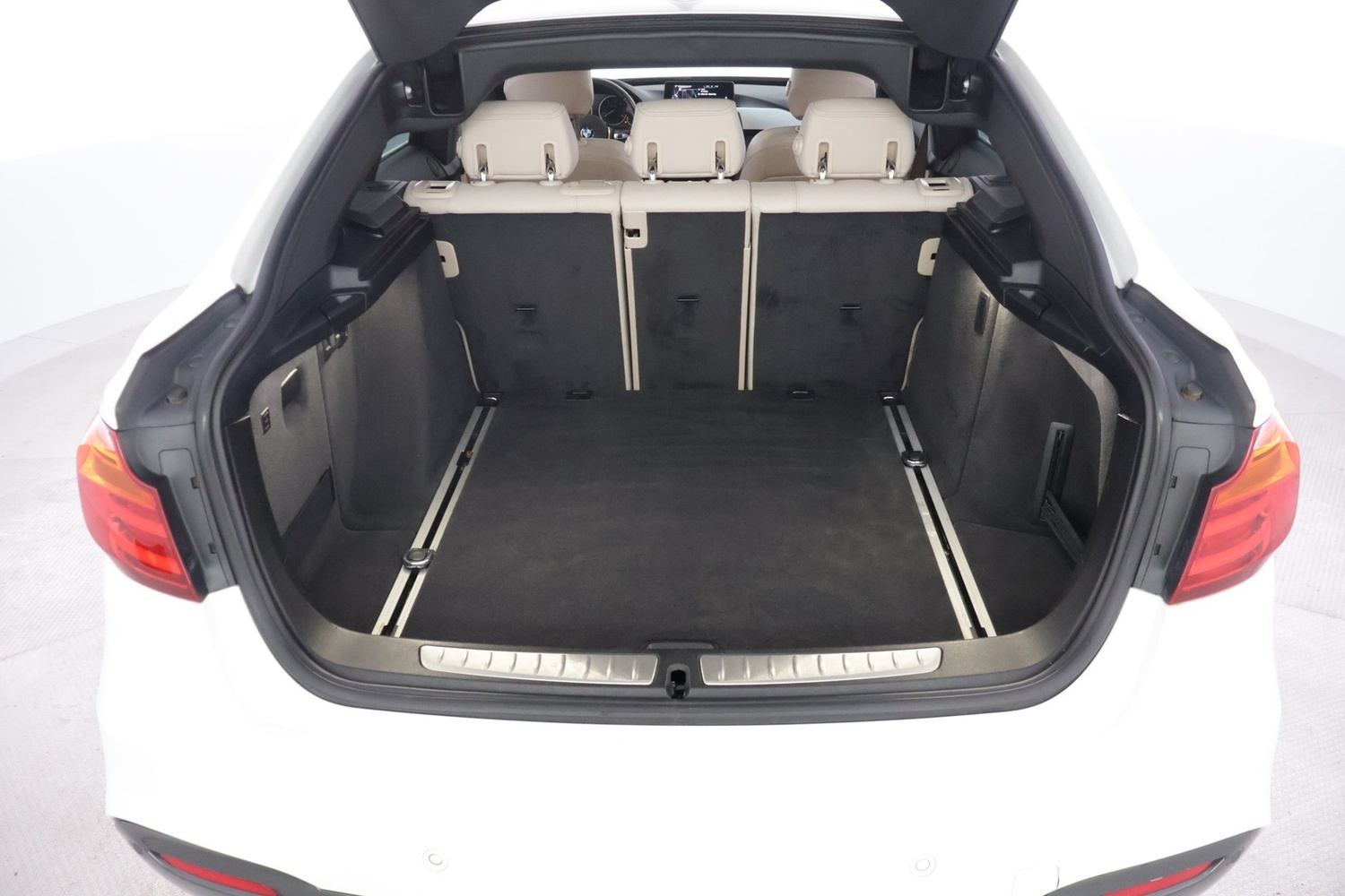 BMW 3.3 vaihtoauto