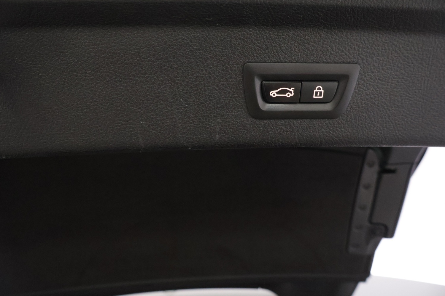 BMW 3.3 vaihtoauto