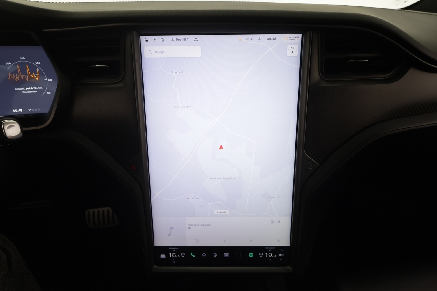 Tesla Model X vaihtoauto