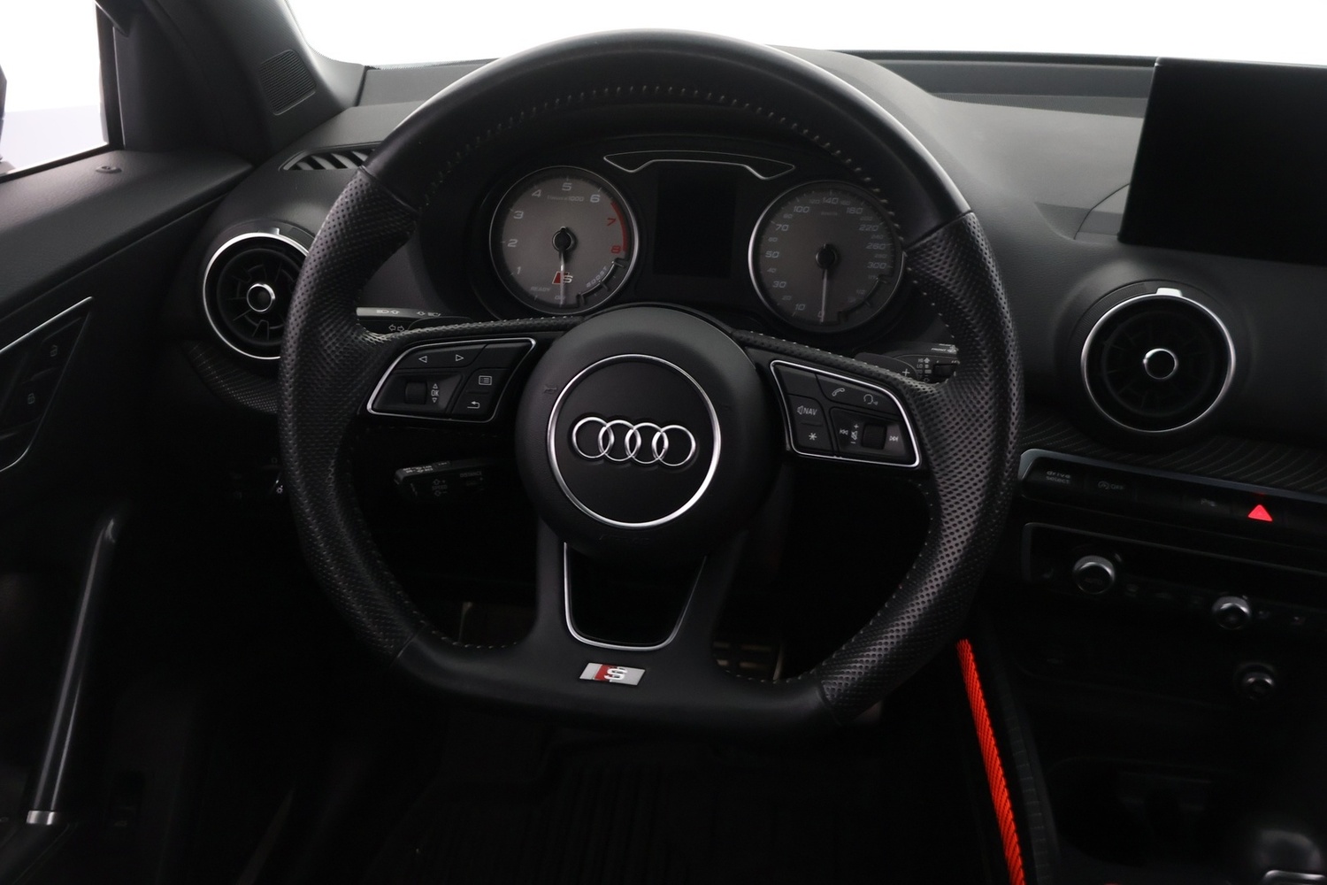 Audi SQ2 vaihtoauto