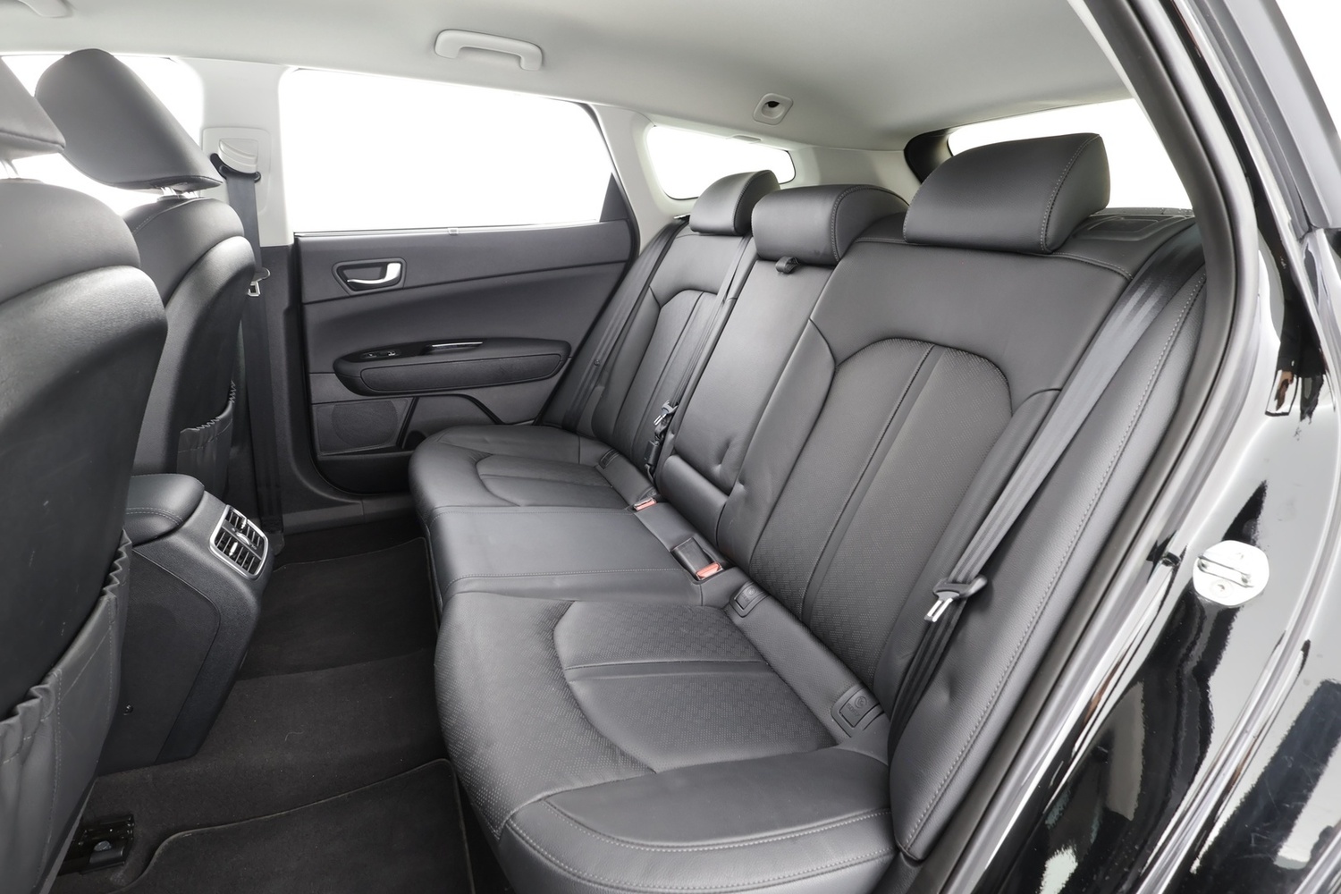 Kia Optima vaihtoauto