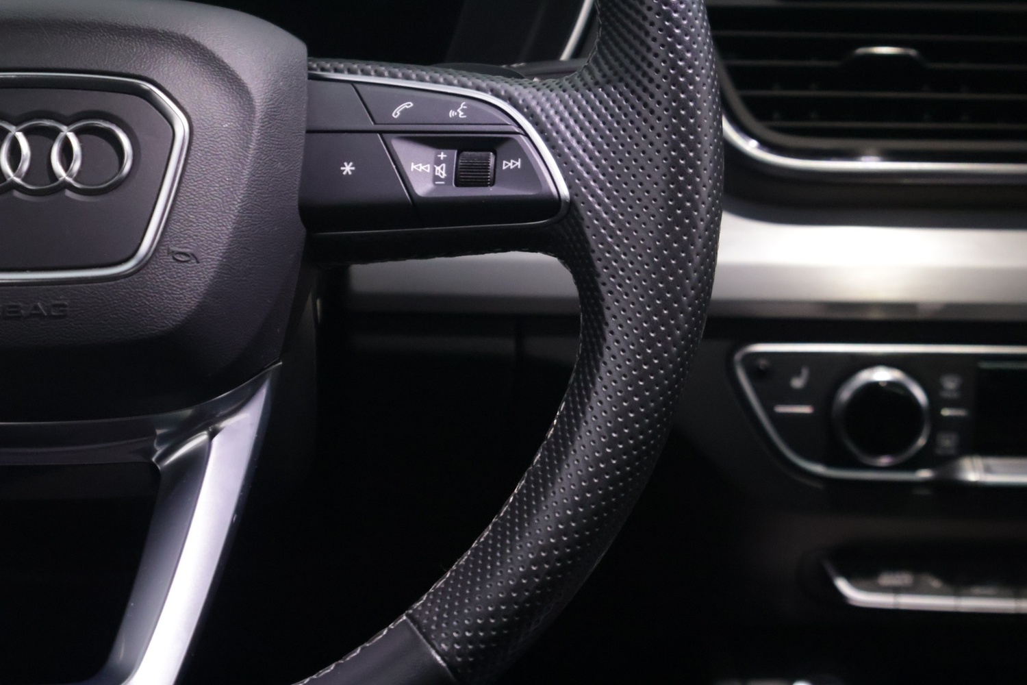 Audi Q5 vaihtoauto