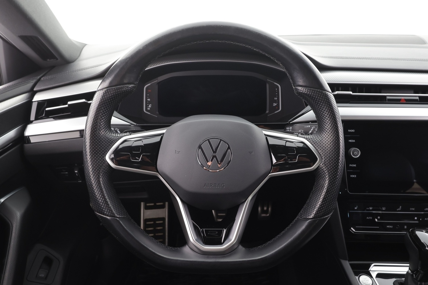 Volkswagen Arteon vaihtoauto