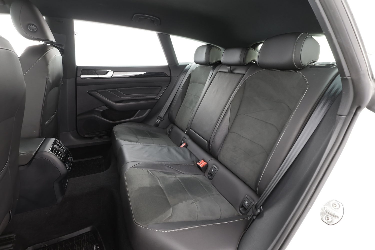 Volkswagen Arteon vaihtoauto