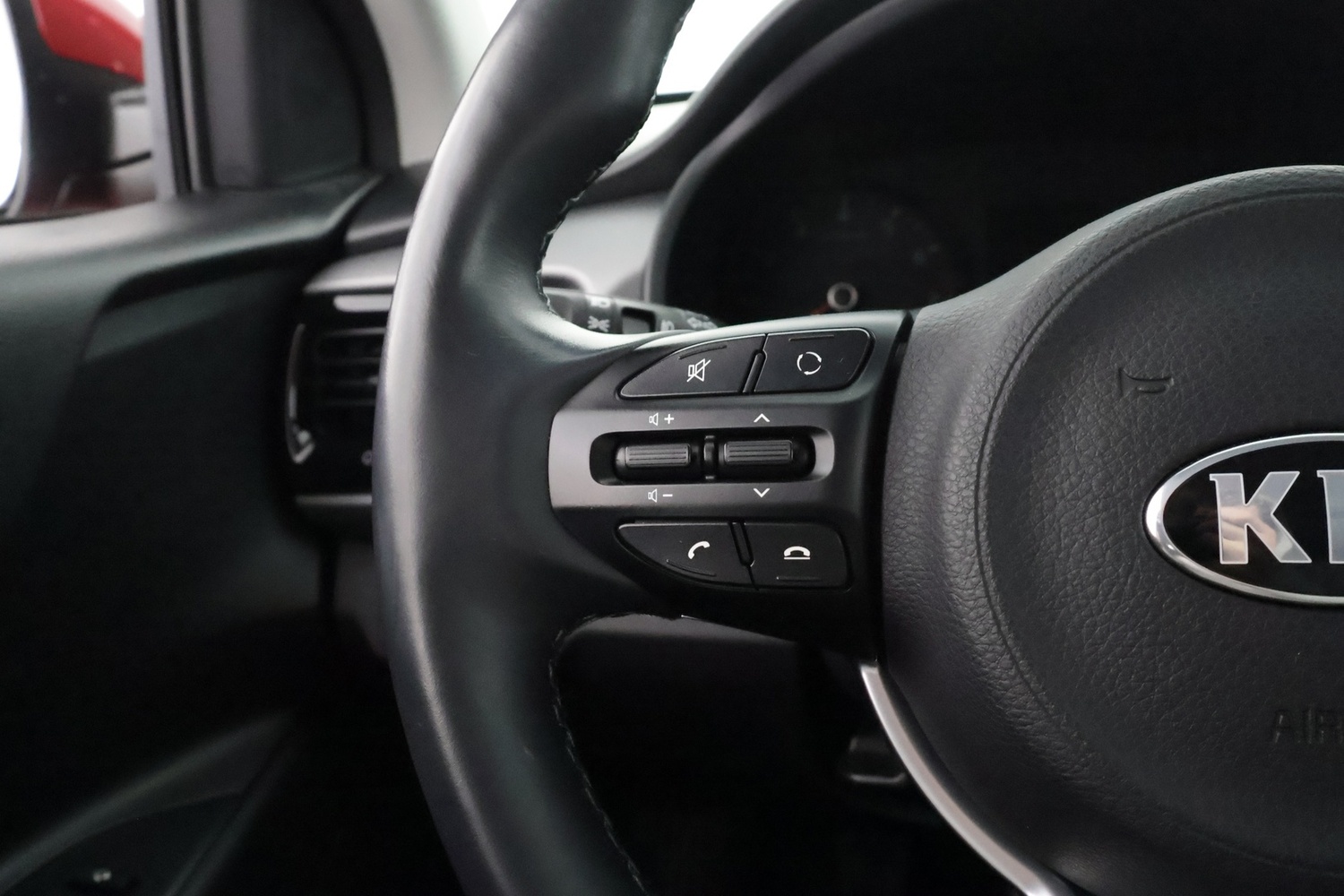 Kia Rio vaihtoauto