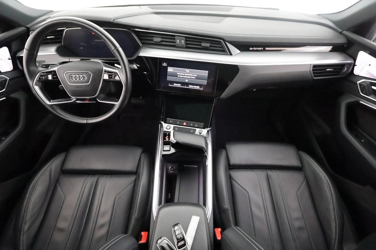 Audi e-tron vaihtoauto