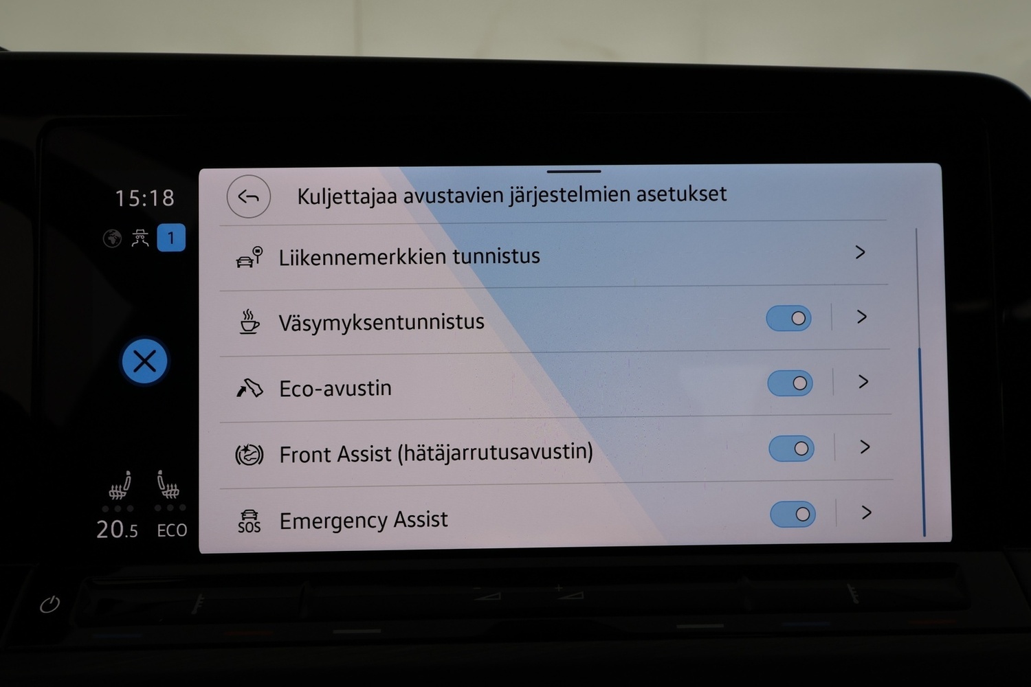 Volkswagen Golf vaihtoauto