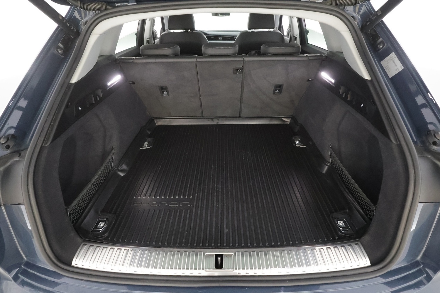Audi Q8 e-tron vaihtoauto